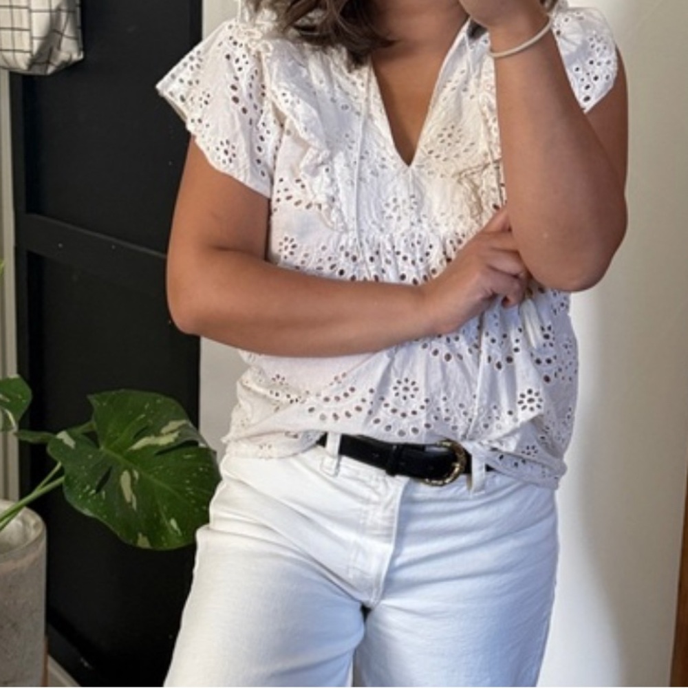 Nicole Miller Artelier Eyelet Short Ruffle Sleeve Cream Blouse